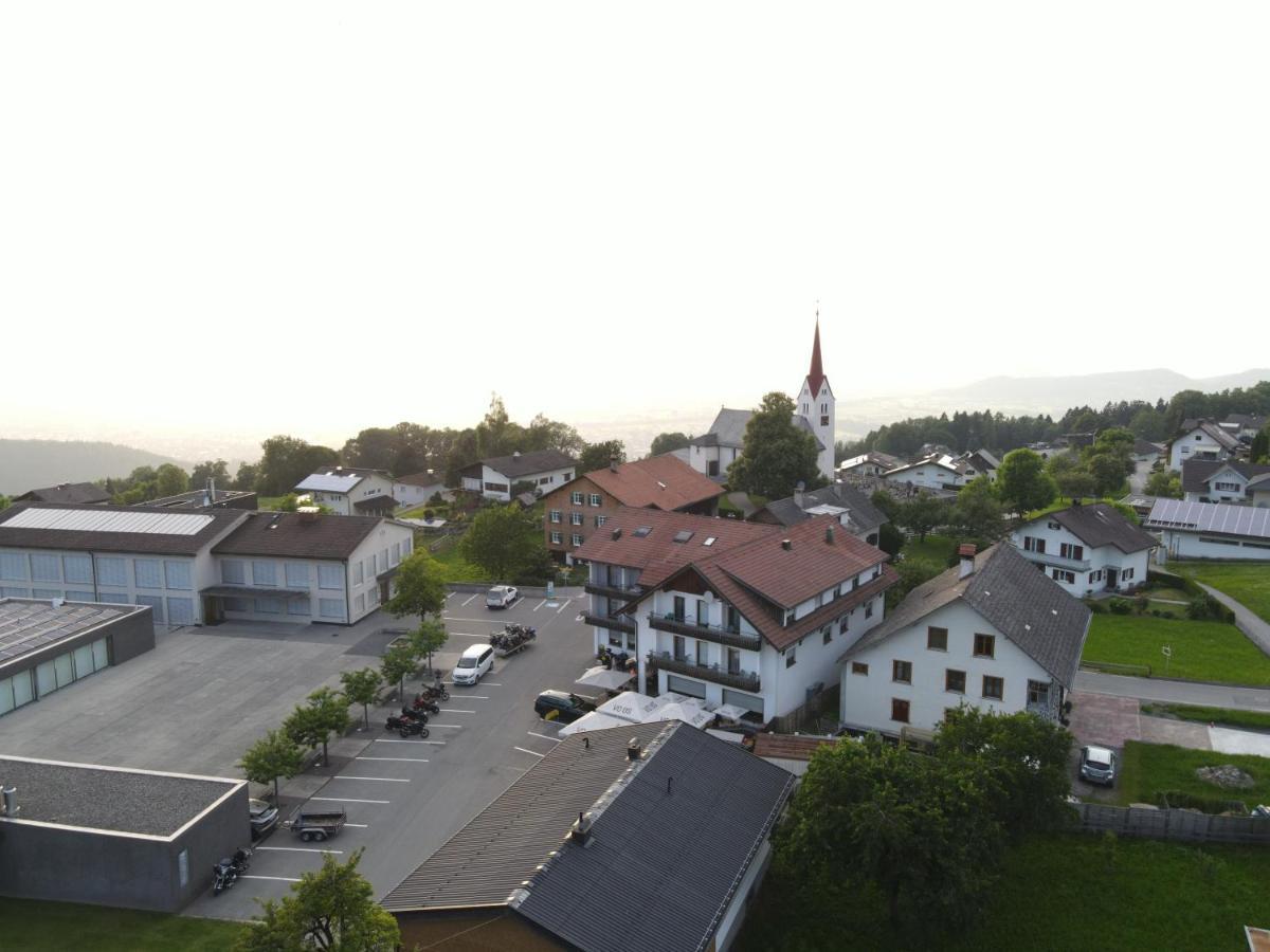 Gasthaus Krone Ubersaxen Εξωτερικό φωτογραφία